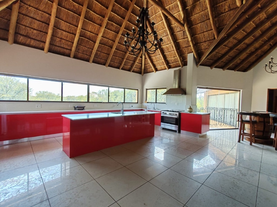 5 Bedroom Property for Sale in Boschenvaal River Front Lodges Free State